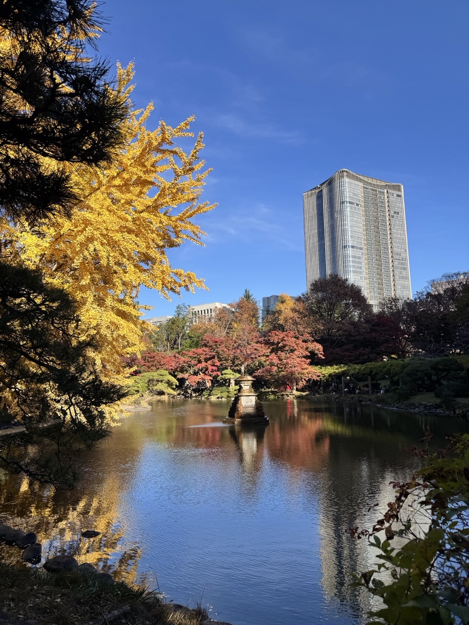 日比谷公園「雲形池」